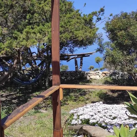 Il Cigno Oda ve Kahvaltı Ponza